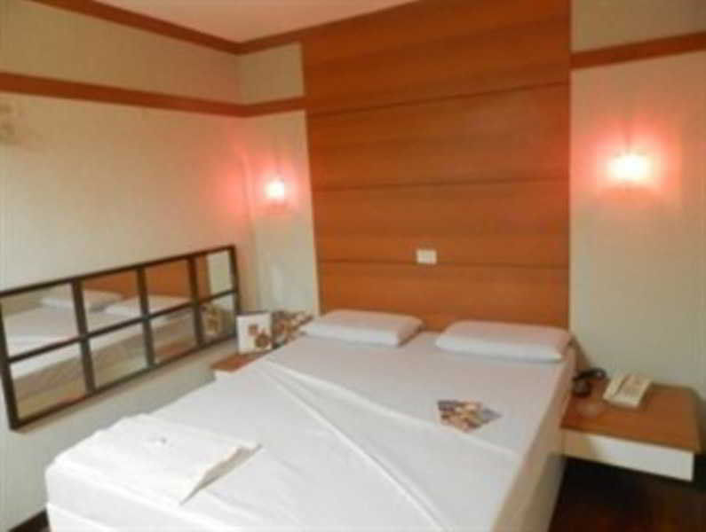 מנילה Hotel Sogo Sta Mesa מראה חיצוני תמונה