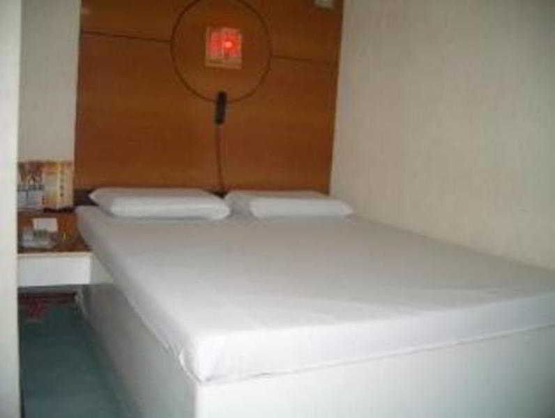 מנילה Hotel Sogo Sta Mesa מראה חיצוני תמונה