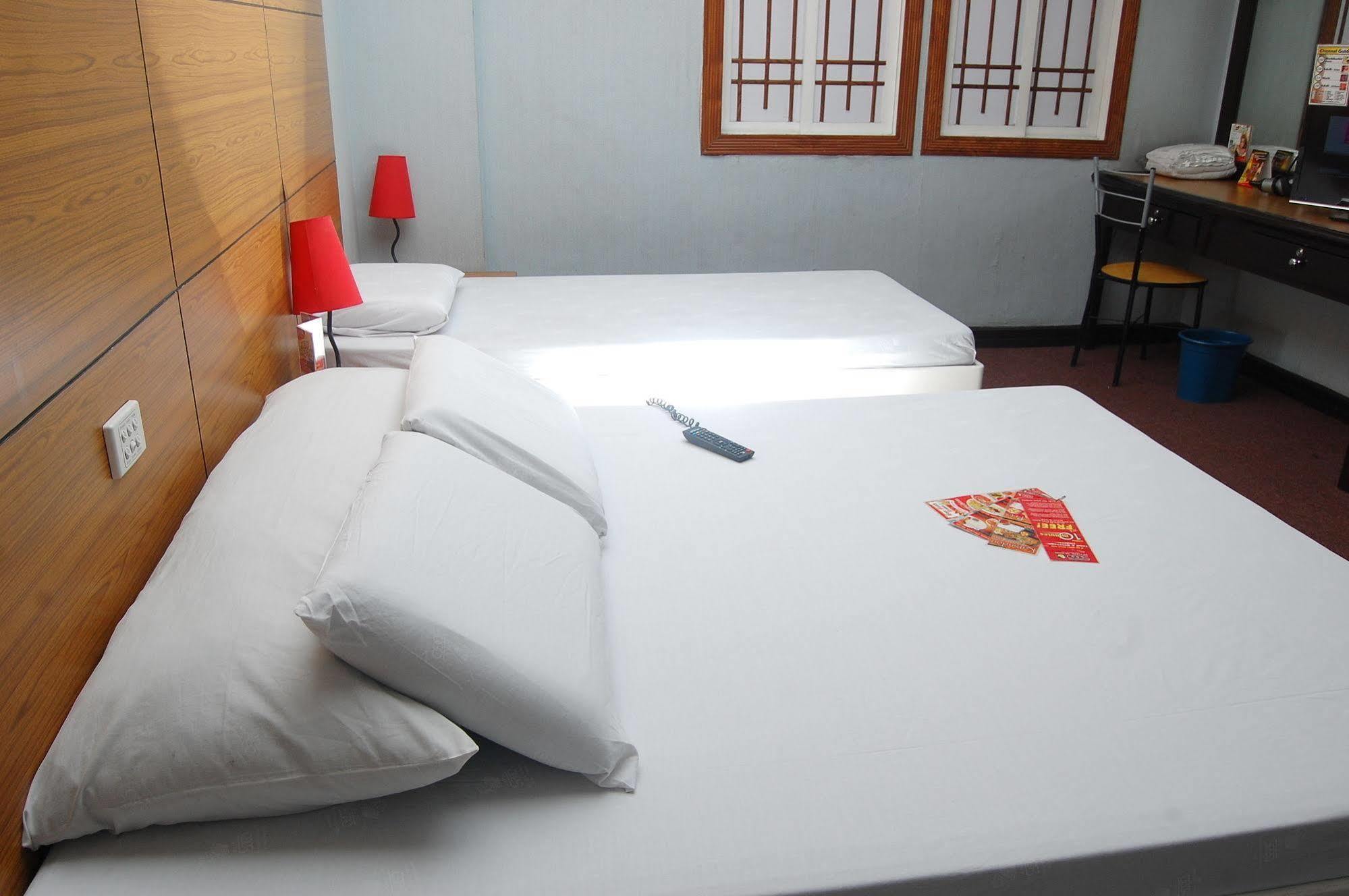 מנילה Hotel Sogo Sta Mesa מראה חיצוני תמונה